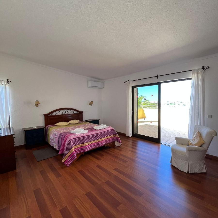 אלבופיירה Villa Paraiso - 4 Bedrooms And Pool מראה חיצוני תמונה