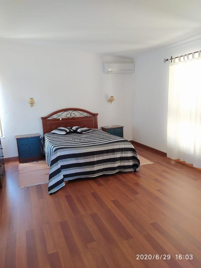 אלבופיירה Villa Paraiso - 4 Bedrooms And Pool מראה חיצוני תמונה